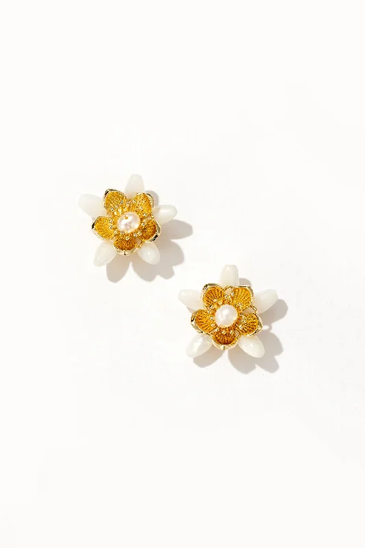 Women’s tribal earrings-Magnolia Floral Stud Earrings