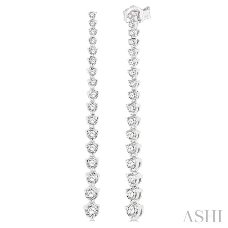 Women’s fashion earrings-1 Ctw Round Cut Diamond Riviera Drop Earring in 14K White Gold