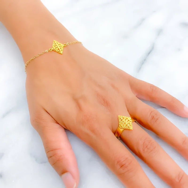 Women’s simple bangles-Timeless Beautiful Kite Shaped 21k Gold Bracelet W / Matching Ring