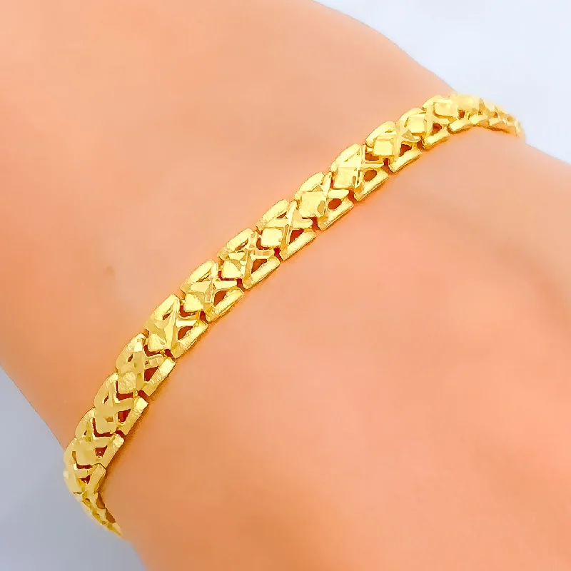 Women’s friendship bracelets-Fashionable Everyday 22k Gold Bracelet