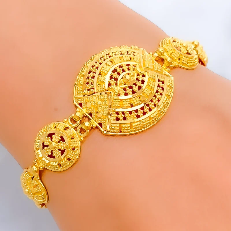 Women’s friendship bangles-Captivating Regal 22k Gold Poised Bracelet