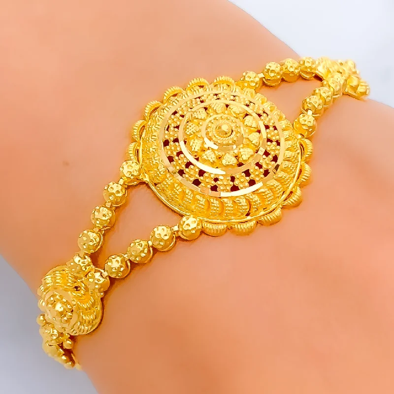 Women’s antique bracelets-Impressive Gleaming 22k Gold Classy Bracelet