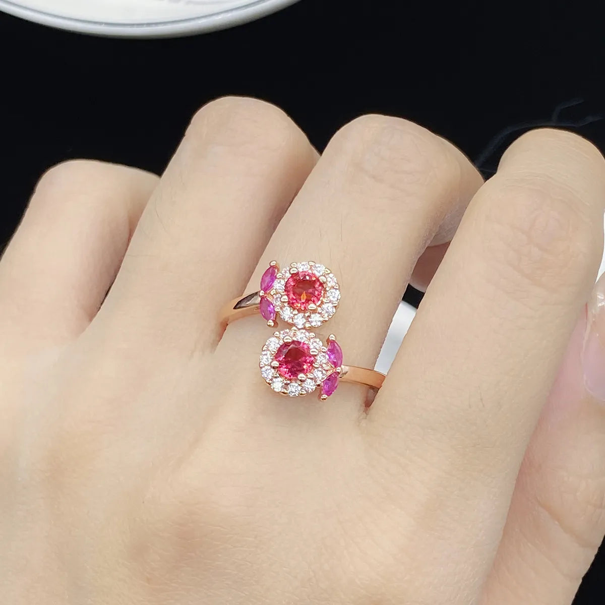 Women’s flower-shaped rings-Fashion Flower Copper Rings Inlay Artificial Gemstones Copper Rings