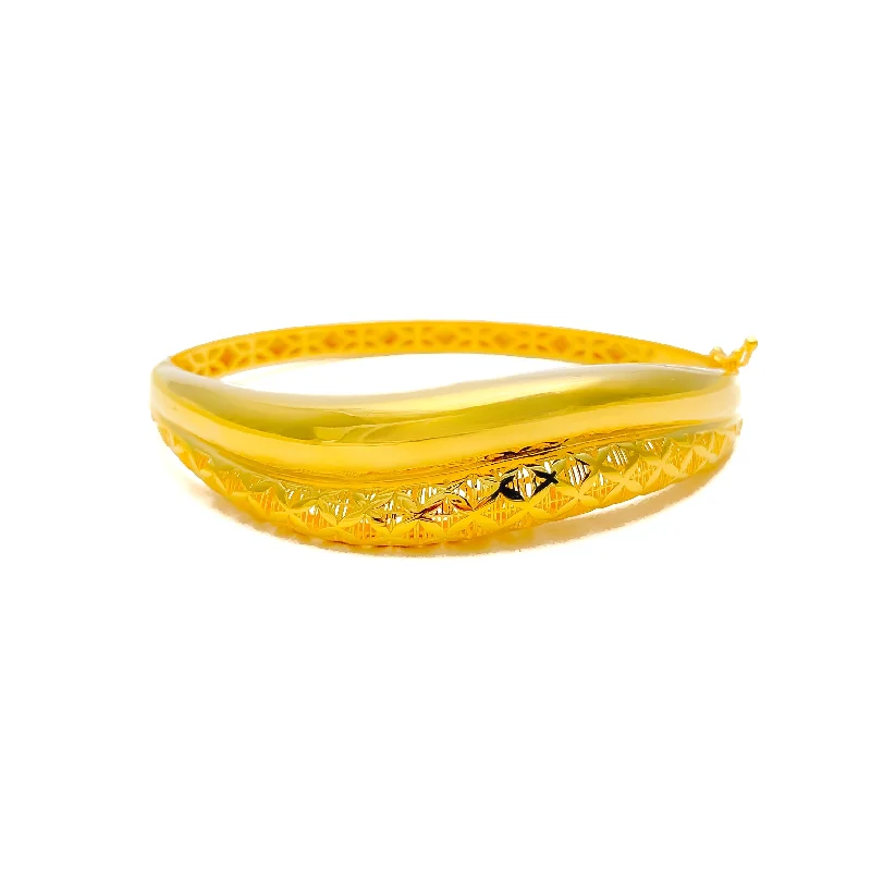 Women’s wedding bracelets-Opulent Smooth Glowing 22k Gold Bangle Bracelet