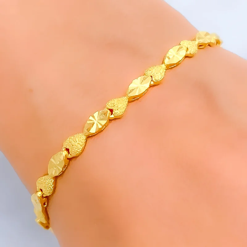 Women’s silver cuff bracelets-Dazzling Beautiful 22k Gold Bracelet