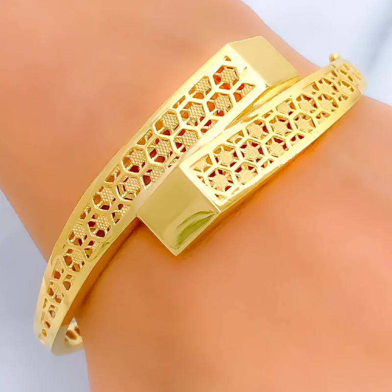 Women’s elegant bangles-Iconic Chic Timeless 22k Gold Bangle Bracelet