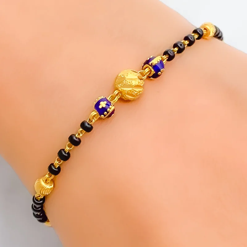 Women’s statement cuff bracelets-Tasteful Fine 22k Gold Black Bead Bracelet