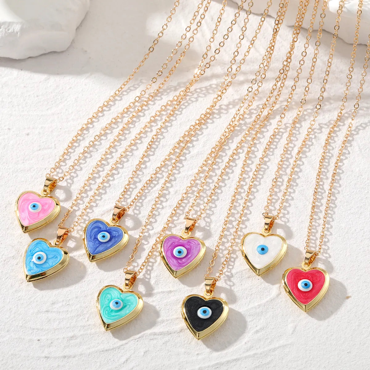 Women’s chunky chain necklaces-Casual Cute Simple Style Heart Shape Alloy Copper Pendant Necklace