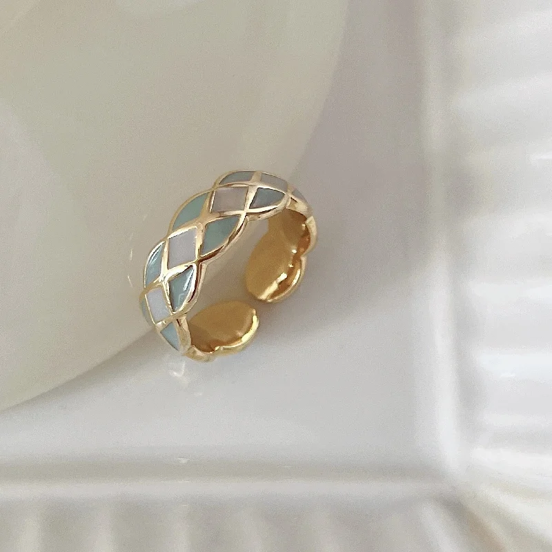 Diamond Grid Drip Glazed Open Ring