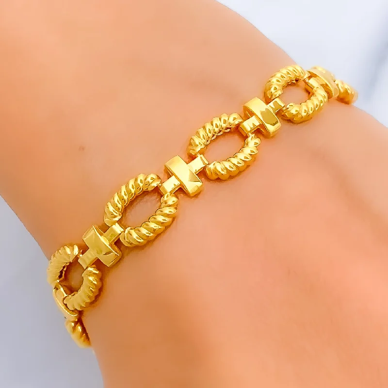 Women’s black leather bracelets-Charming Dressy 22k Gold Bracelet