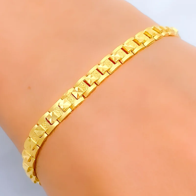 Women’s sterling silver bangles-Attractive Jazzy 22k Gold Bracelet