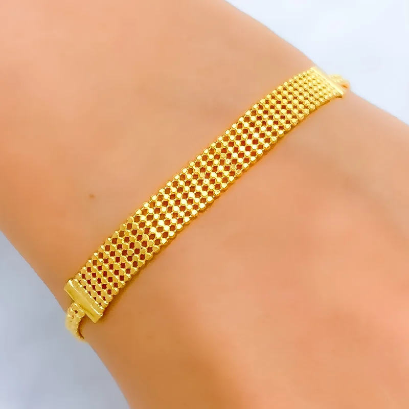 Women’s fashion bangle bracelets-Radiant Everyday Gold 22k Gold Bracelet