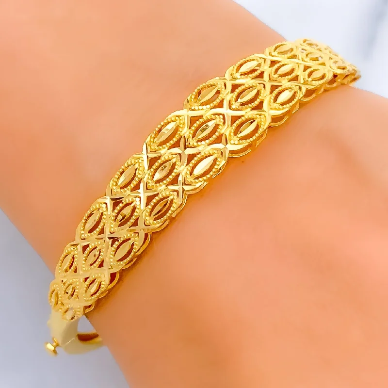 Women’s tennis bracelets-Clean Eternal Radiant 22k Gold Bangle Bracelet