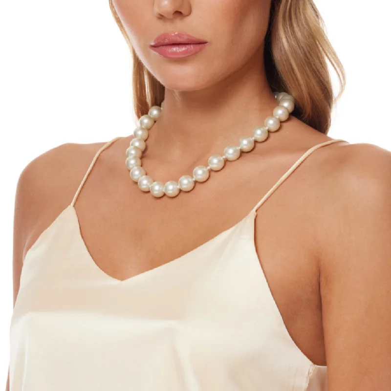 Women’s luxury gold necklaces-Light Cultura Pearl Necklace