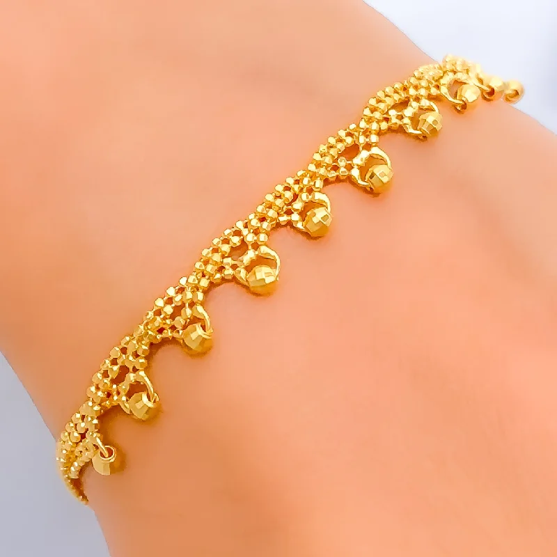 Women’s vintage charm bracelets-Fashionable Stylish 22K Gold Bracelet