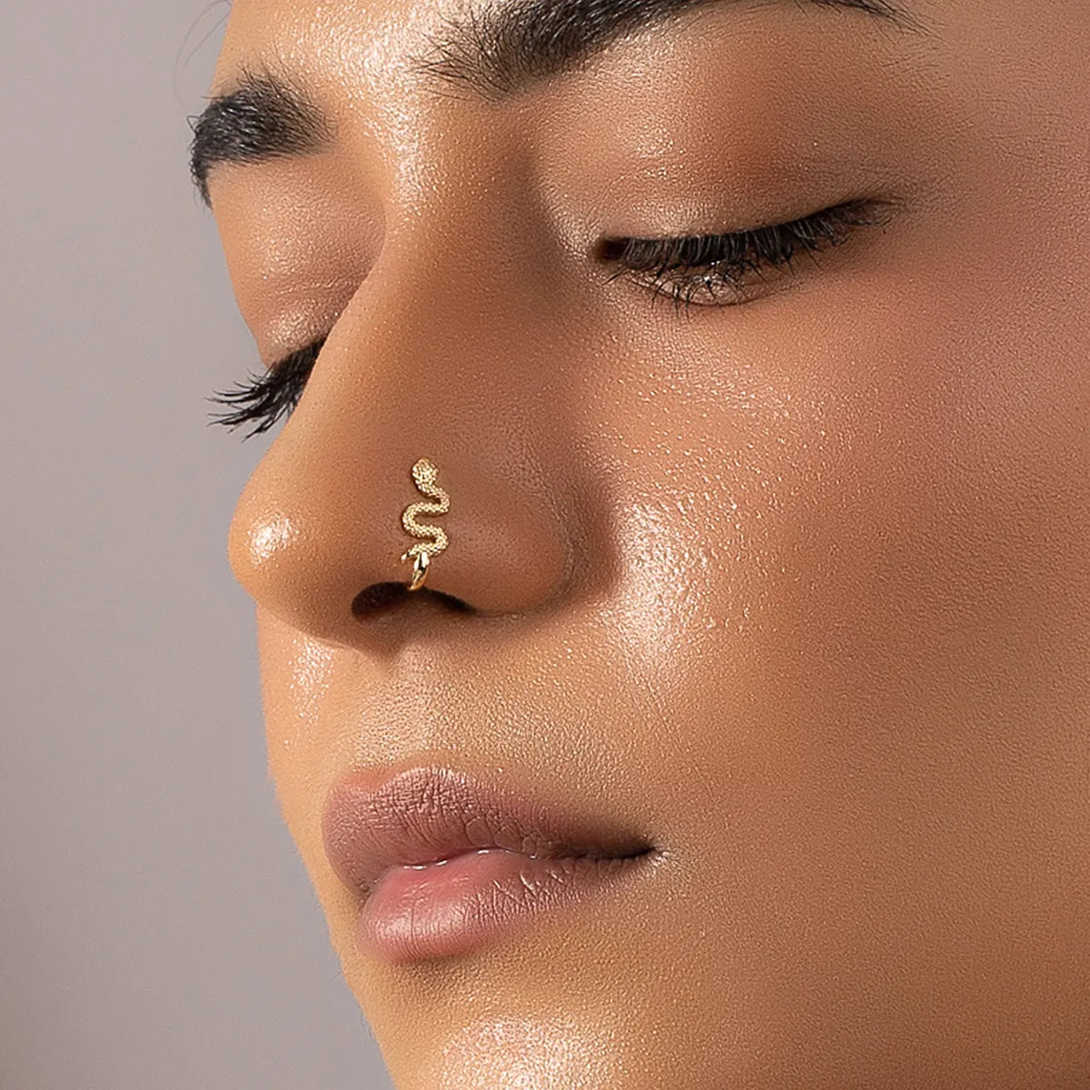 Women’s cocktail rings-Vintage Style Snake Alloy Gold Plated Nose Ring