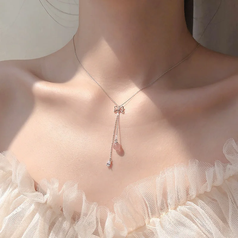 1296# Strawberry Quartz Tassel Necklace