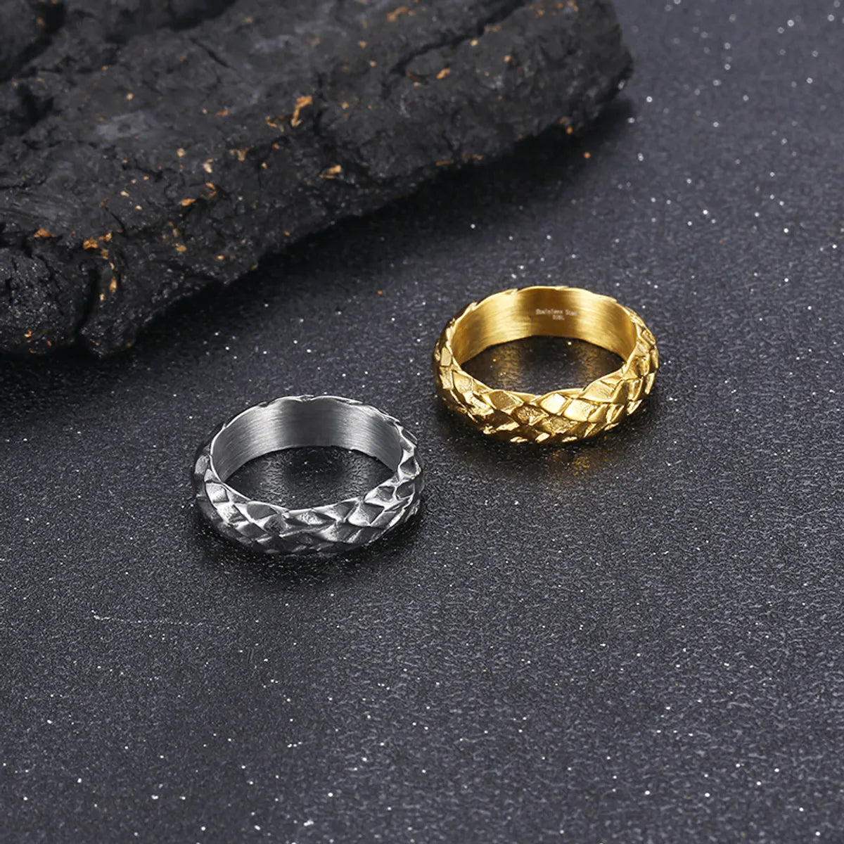 Women’s double band rings-Wholesale Simple Style Solid Color Titanium Steel Polishing Rings