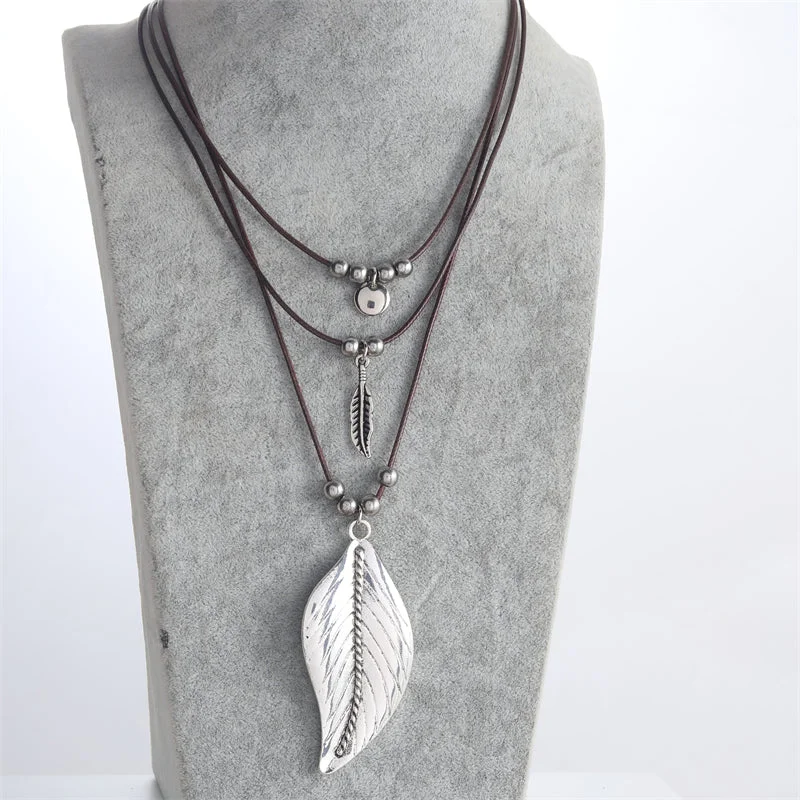 Xl2198 Three-Layer Leaf Necklace