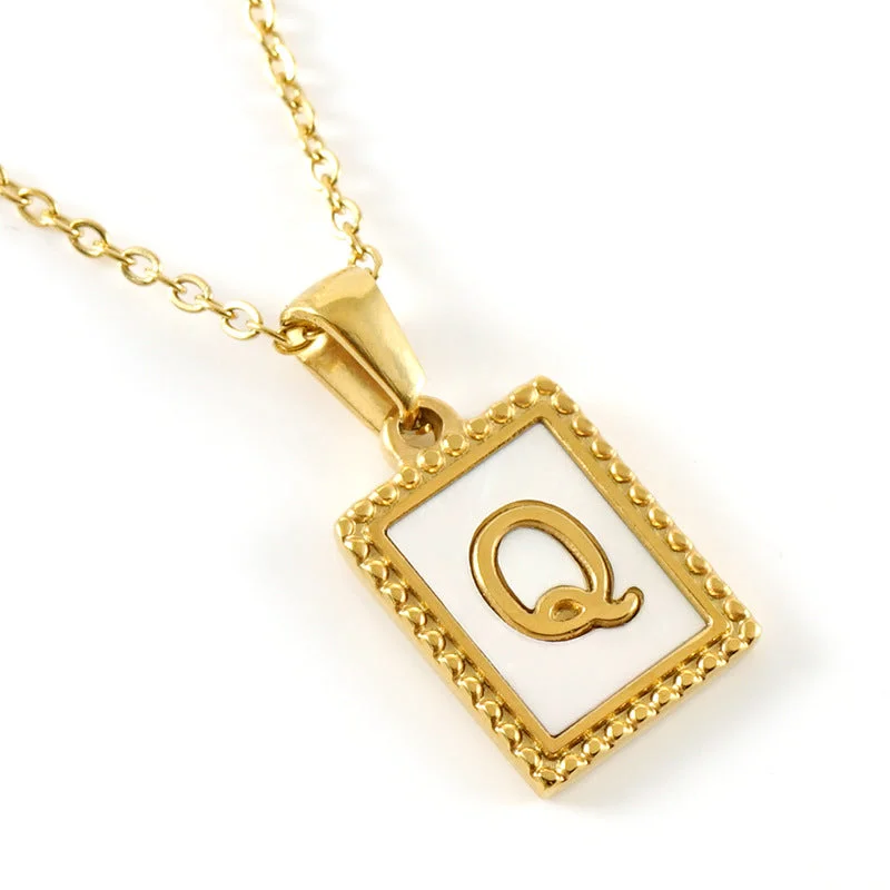 Gold Q (Including Chain)