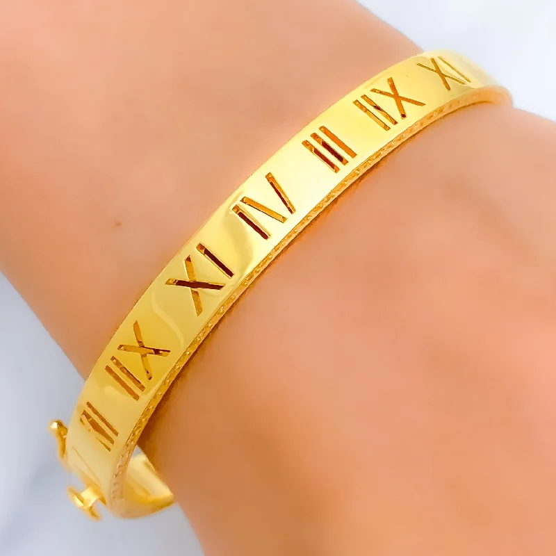 Women’s diamond bracelets for special occasions-Trendy Roman Numeral Bangle Bracelet