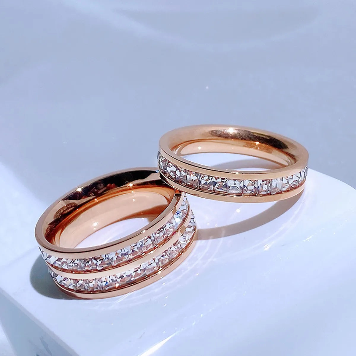 Women’s solid gold rings-Fashion Circle Titanium Steel Plating Inlay Zircon Rings 1 Piece