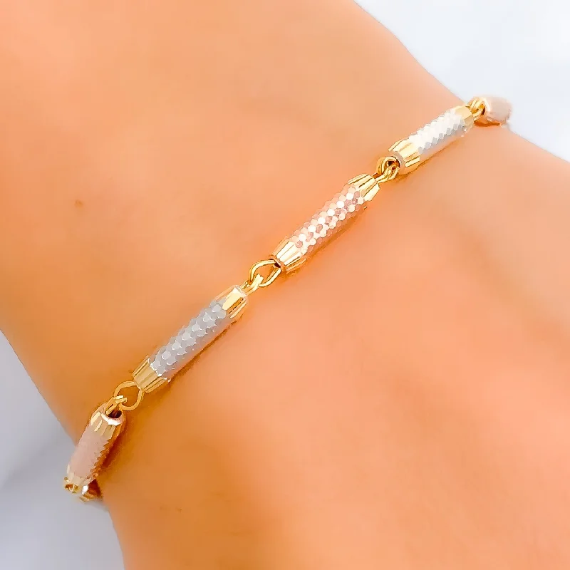 Women’s double bracelet sets-Tasteful Alternating 22k Gold Lined Bracelet