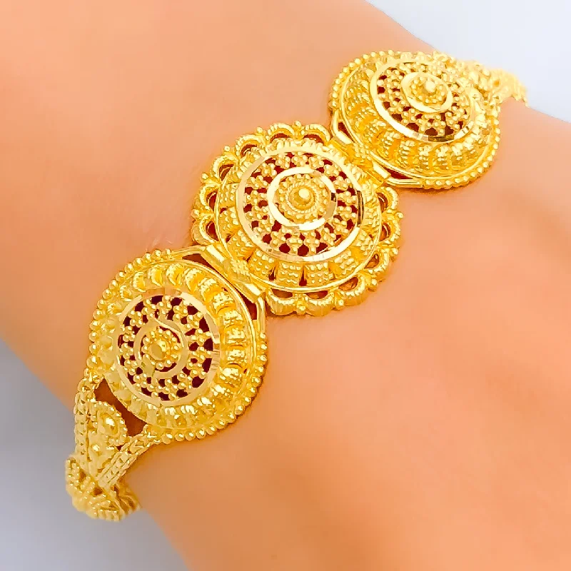 Women’s fashion bracelets-Magnificent Lovely 22k Gold Bracelet