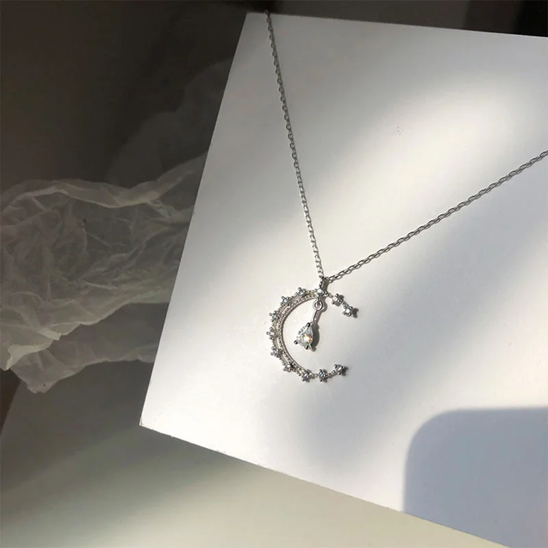 1232# Crescent Goddess Necklace-Sliver