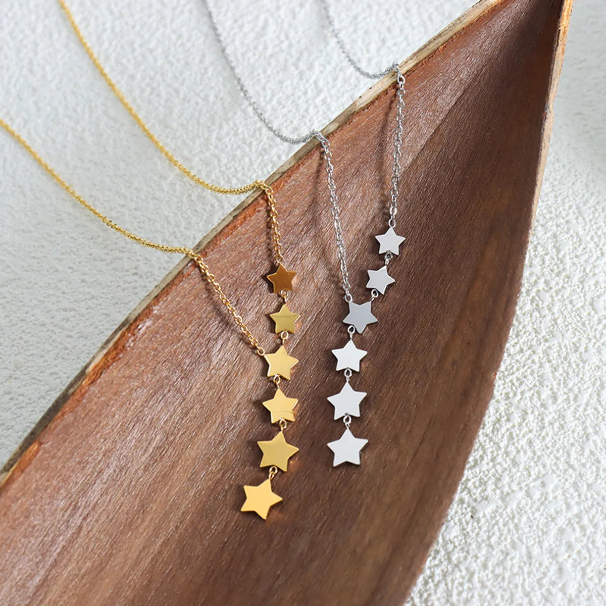 Women’s chic gold necklaces-Simple Style Star Titanium Steel Pendant Necklace